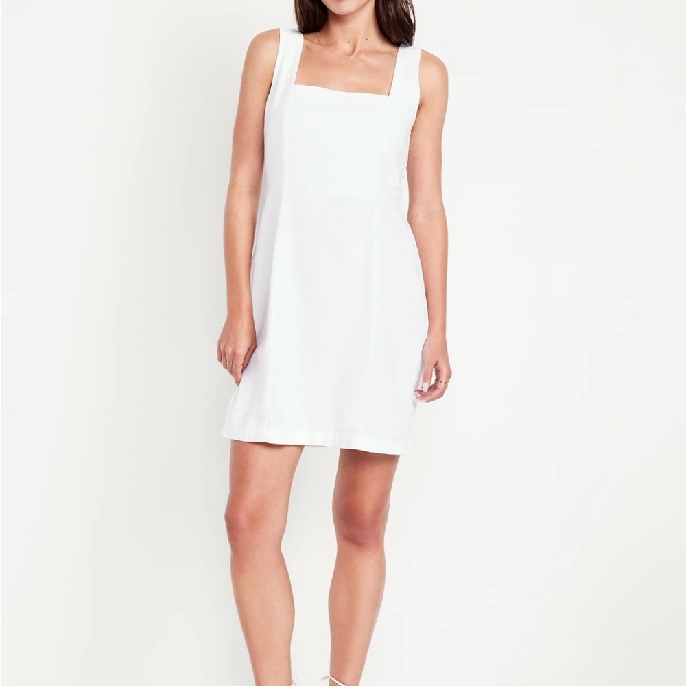 NWT White Sleeveless Dress